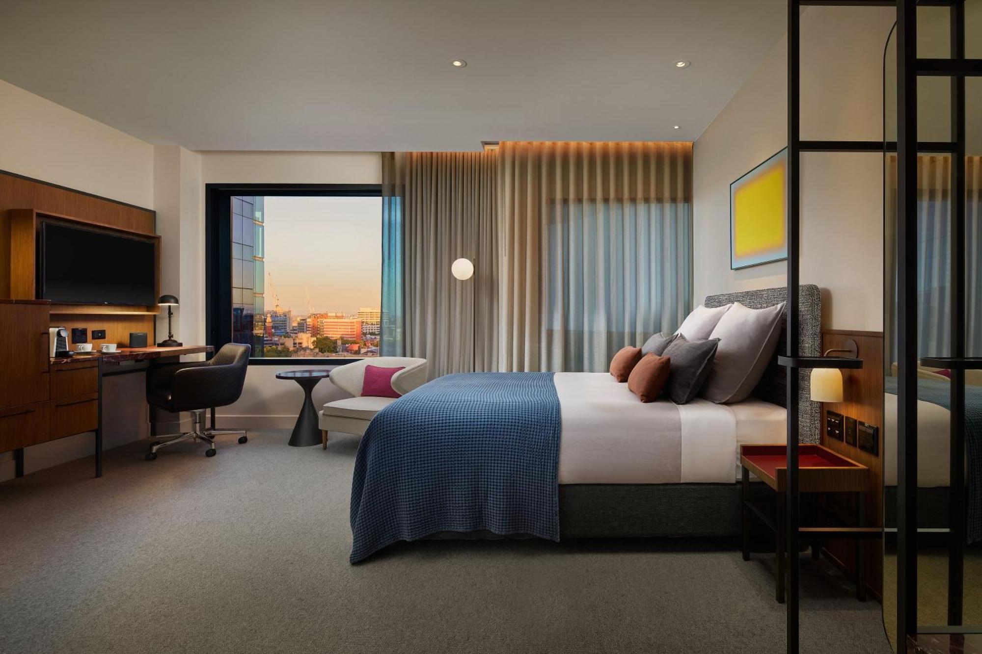 Next Hotel Melbourne, Curio Collection By Hilton Εξωτερικό φωτογραφία A bedroom at the hotel