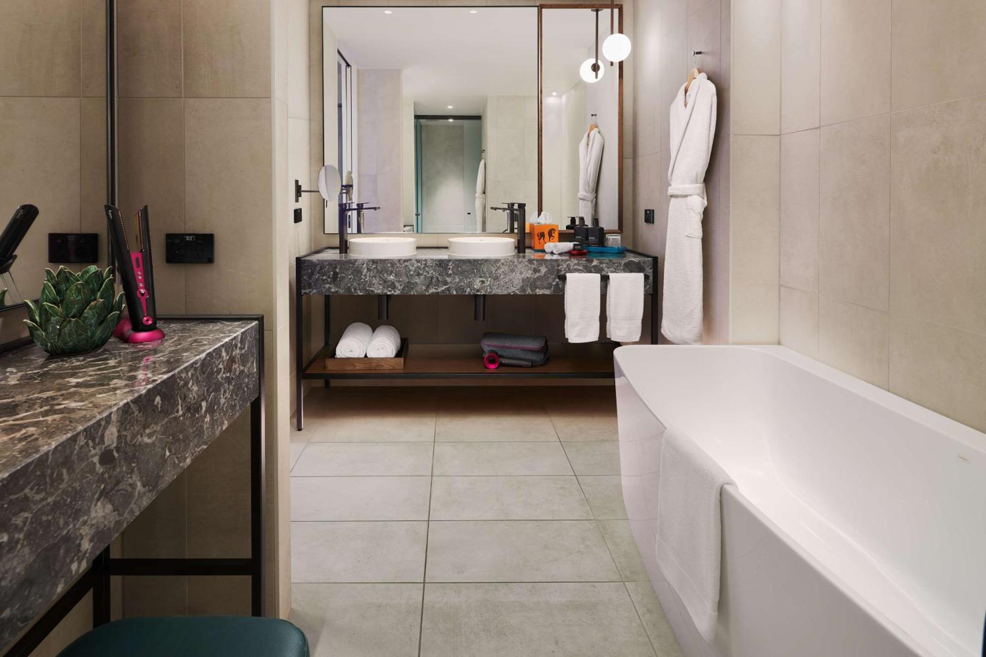 Next Hotel Melbourne, Curio Collection By Hilton Εξωτερικό φωτογραφία